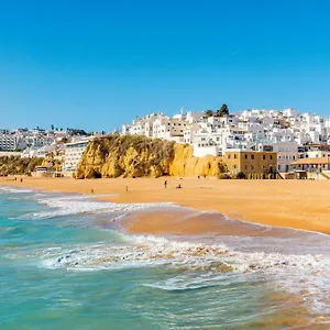 Garden With Pool By Homing Albufeira