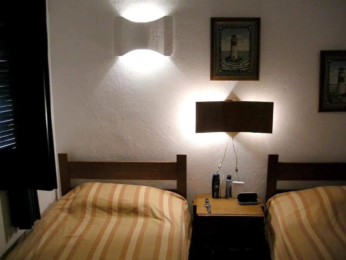 Welcoming House In Albufeira Villa